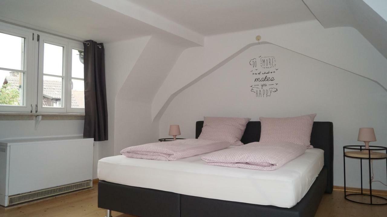 Ferienwohnung Im Historischen Stadttor Staufen im Breisgau Exterior foto